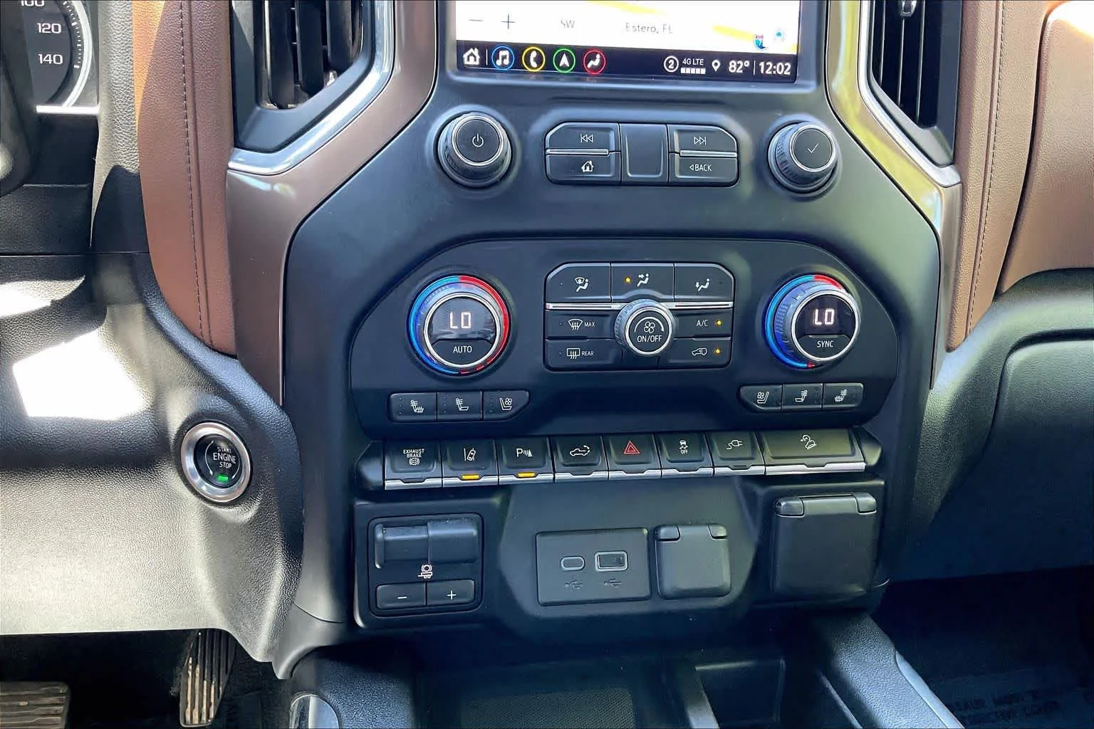 Used 2023 Iridescent Pearl Tricoat Chevrolet High Country image 31