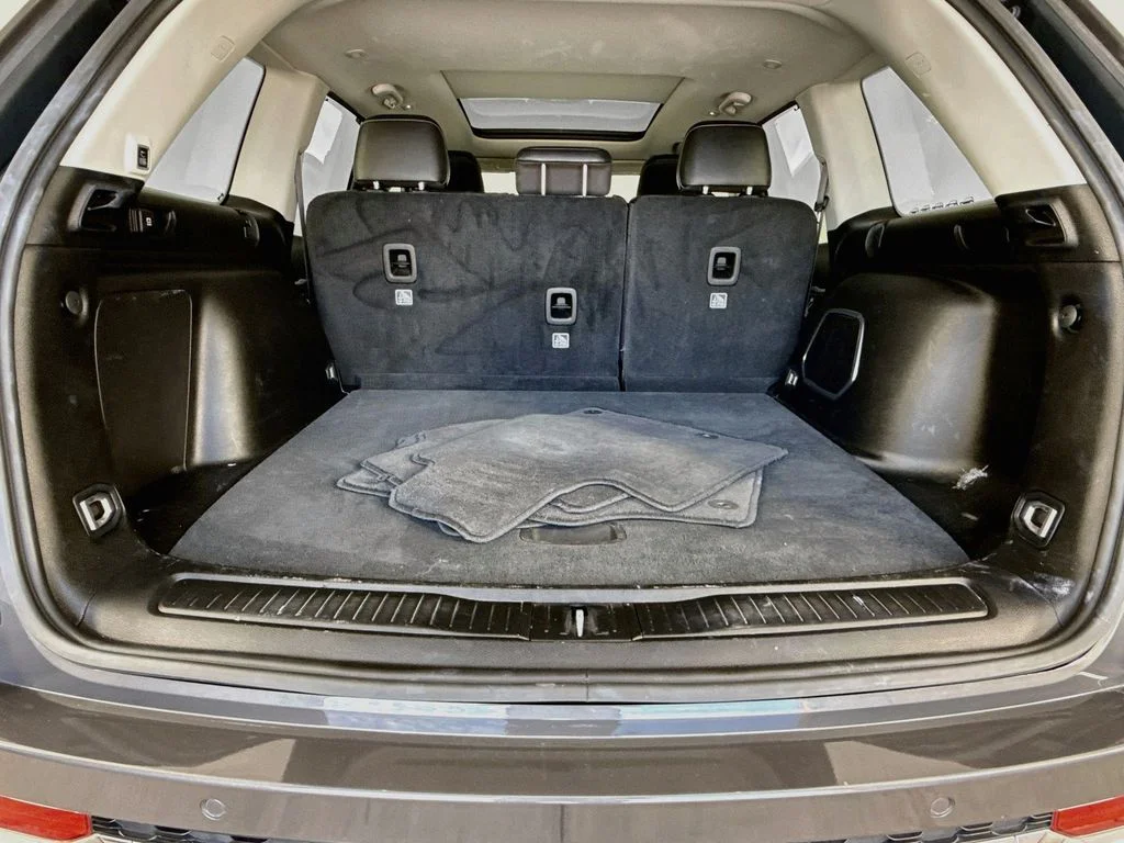 Used 2023 Gray Jeep 4xe image 27
