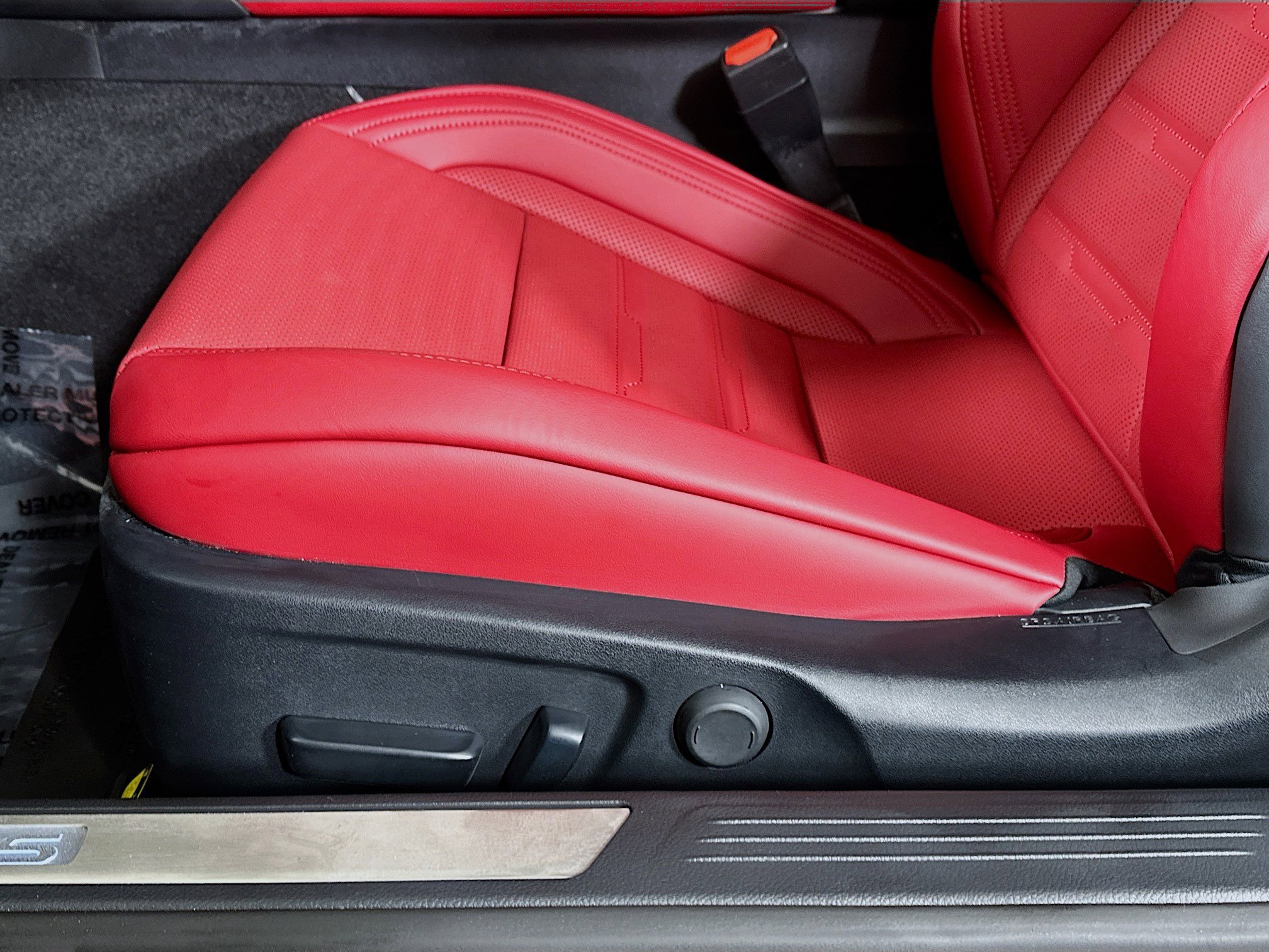 2025 Lexus RC 350 F SPORT - Photo 20