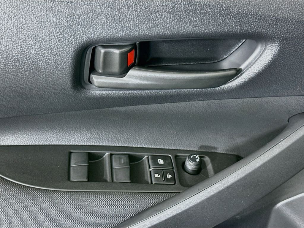 Used 2026  Toyota LE image 18