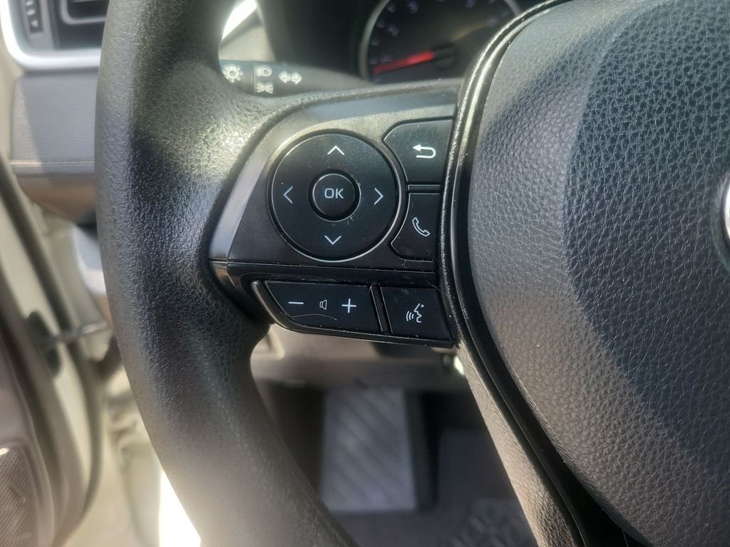 Certified Used 2022 White Toyota XLE image 18