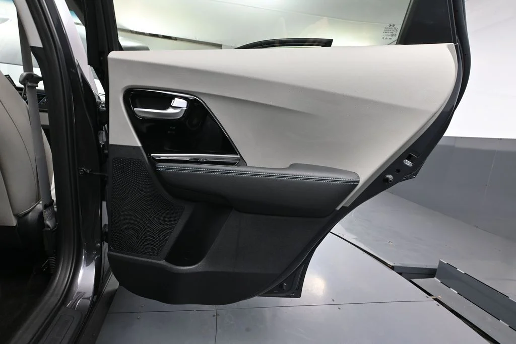 Used 2019 Gray Kia EX image 39