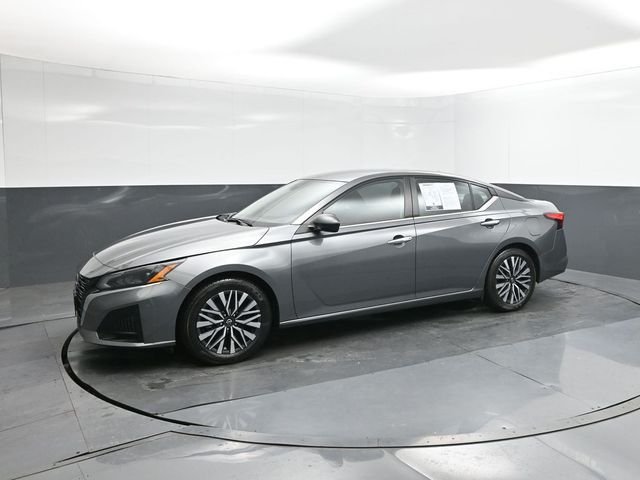 2024 Nissan Altima SV