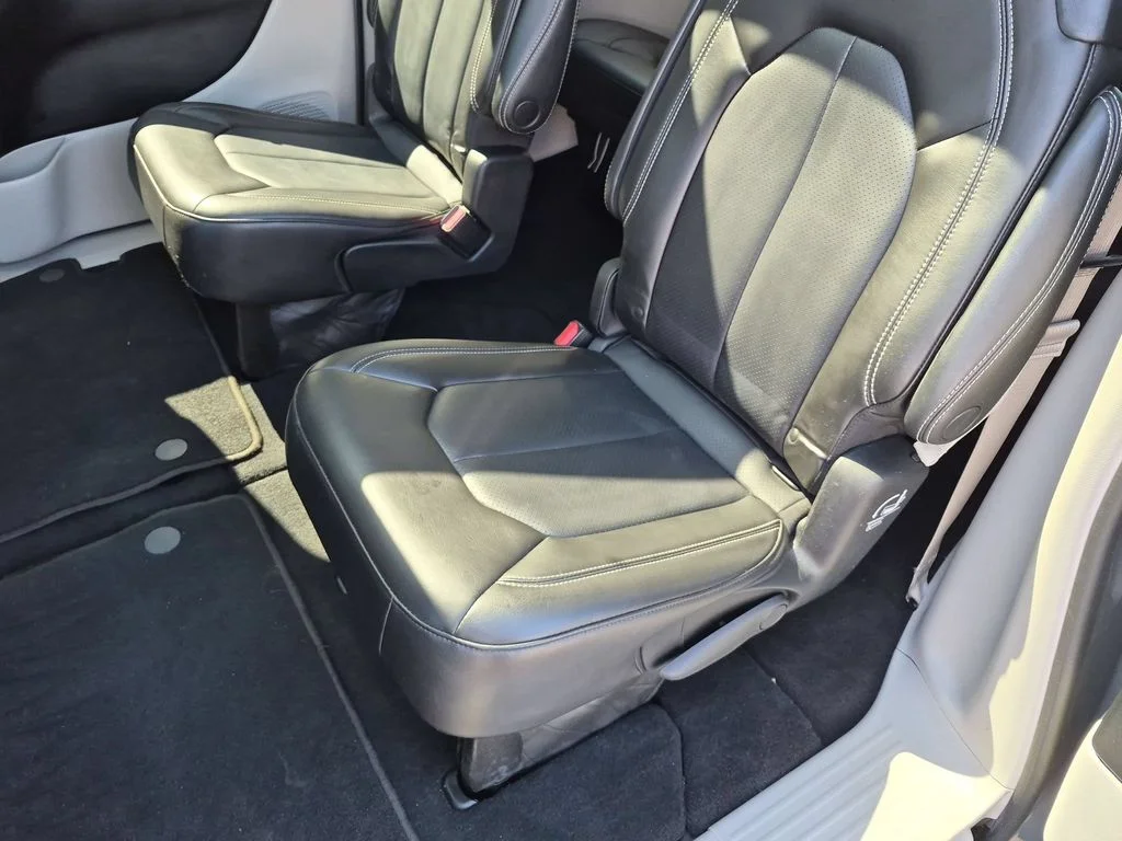 Used 2023 White Chrysler Touring L image 25