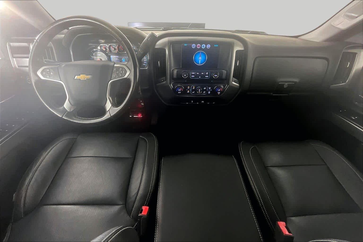 Used 2018 Graphite Metallic Chevrolet LT image 15