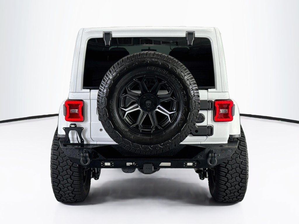 Used 2020 Bright White Clearcoat Jeep Unlimited Rubicon image 6