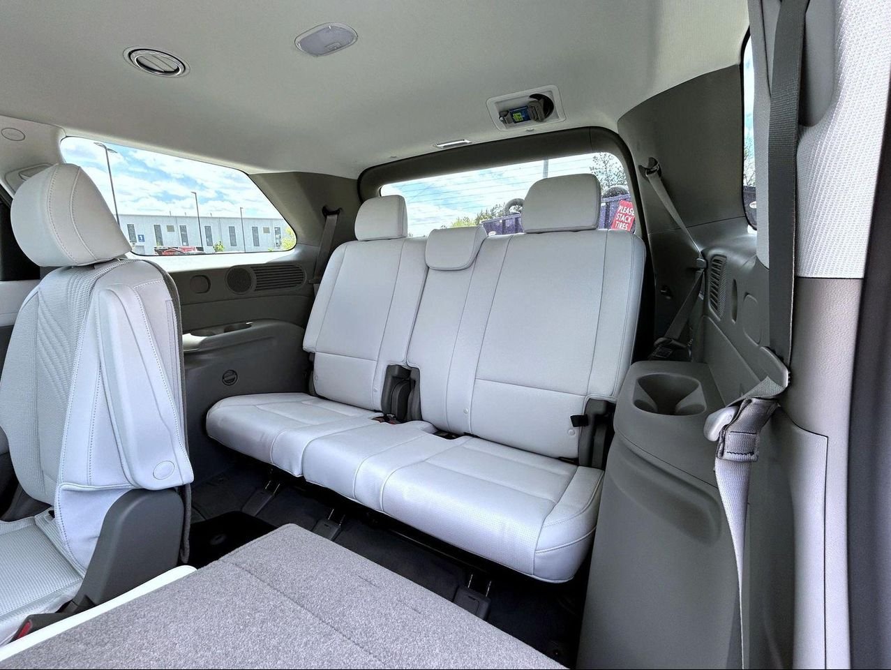 New 2026 Green Hyundai SEL Premium image 20