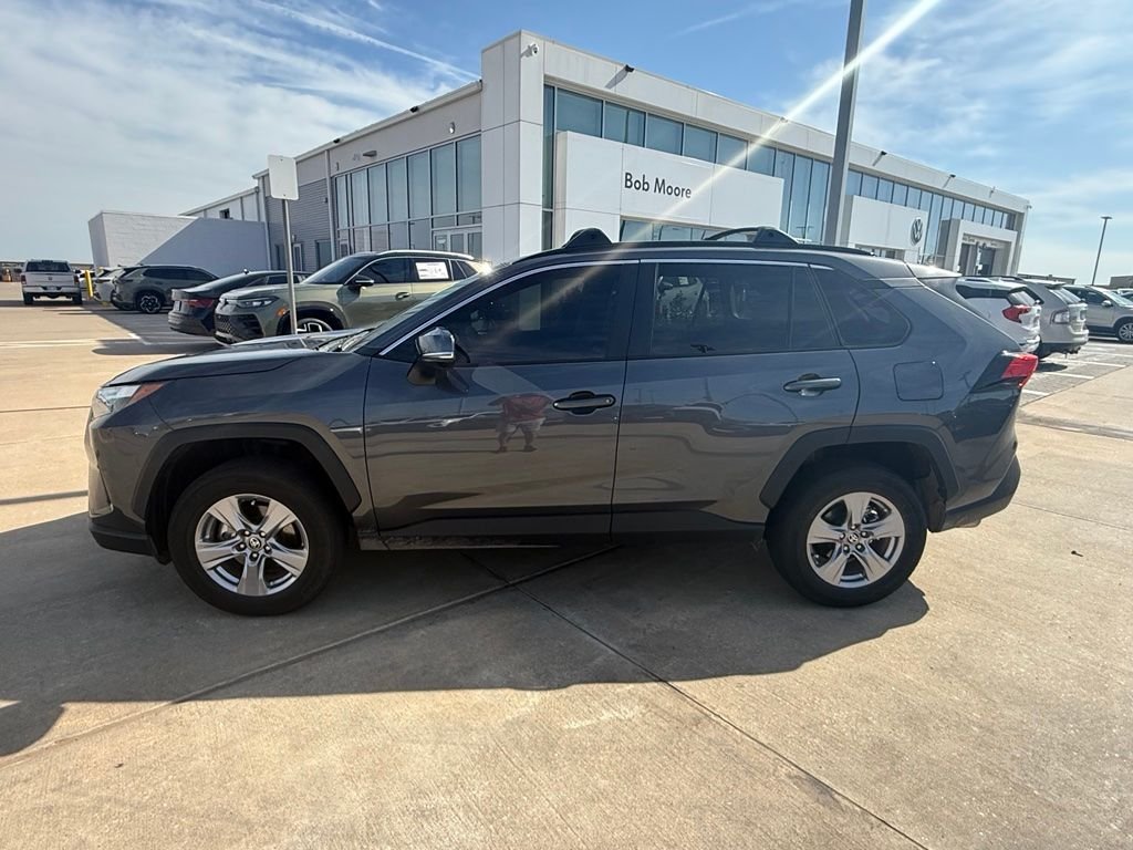 Used 2025 Magnetic Gray Metallic Toyota XLE image 2