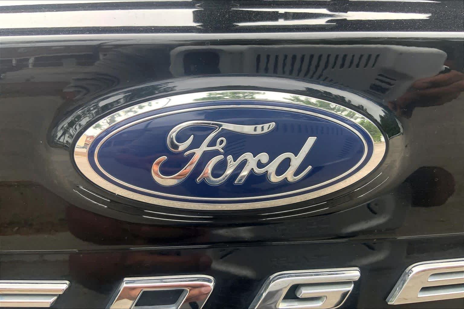 Used 2021 Burgundy Velvet Metallic Tinted Clearcoat Ford Titanium image 31