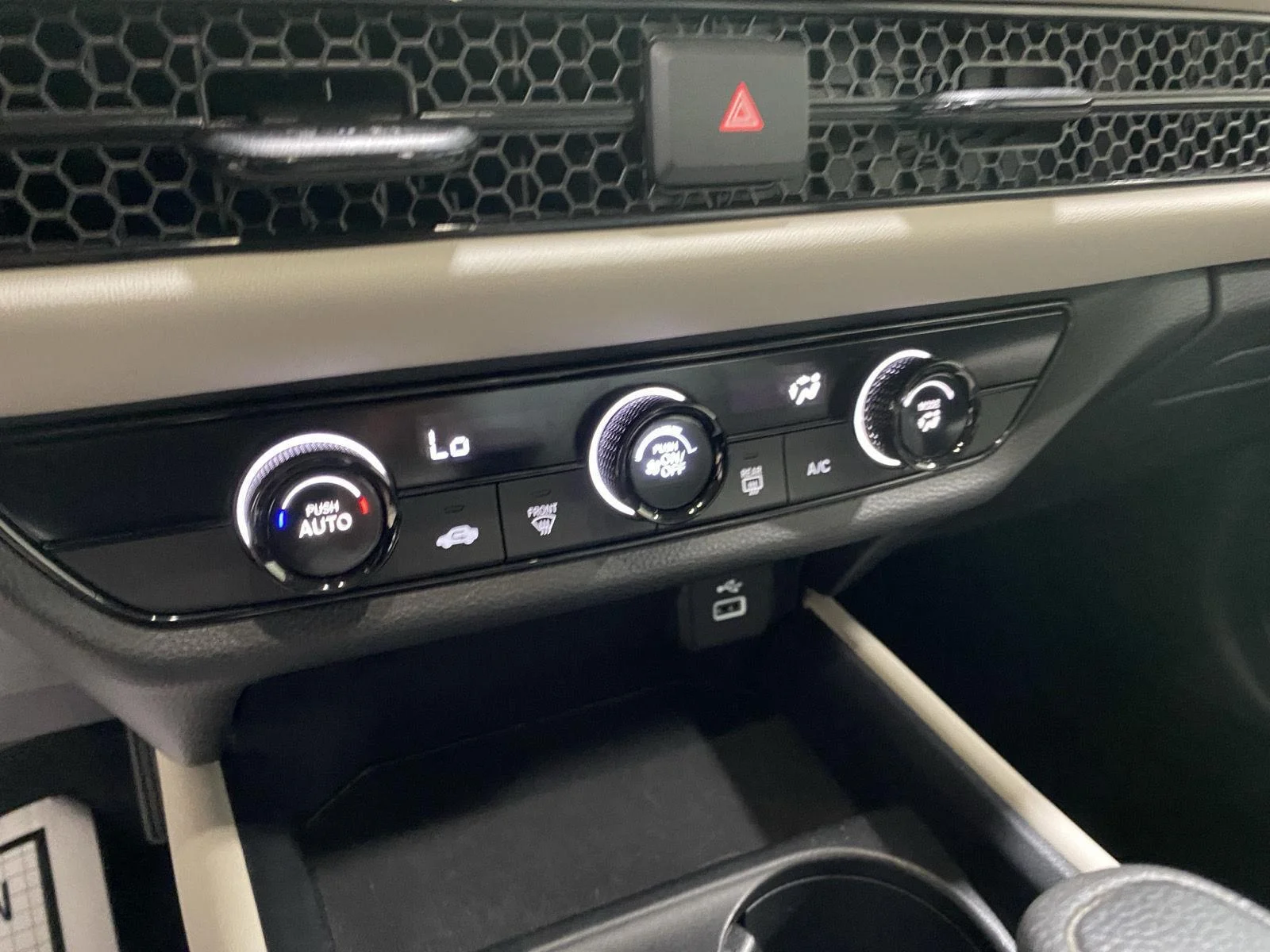 Used 2024 Nordic Forest Pearl Honda LX image 16