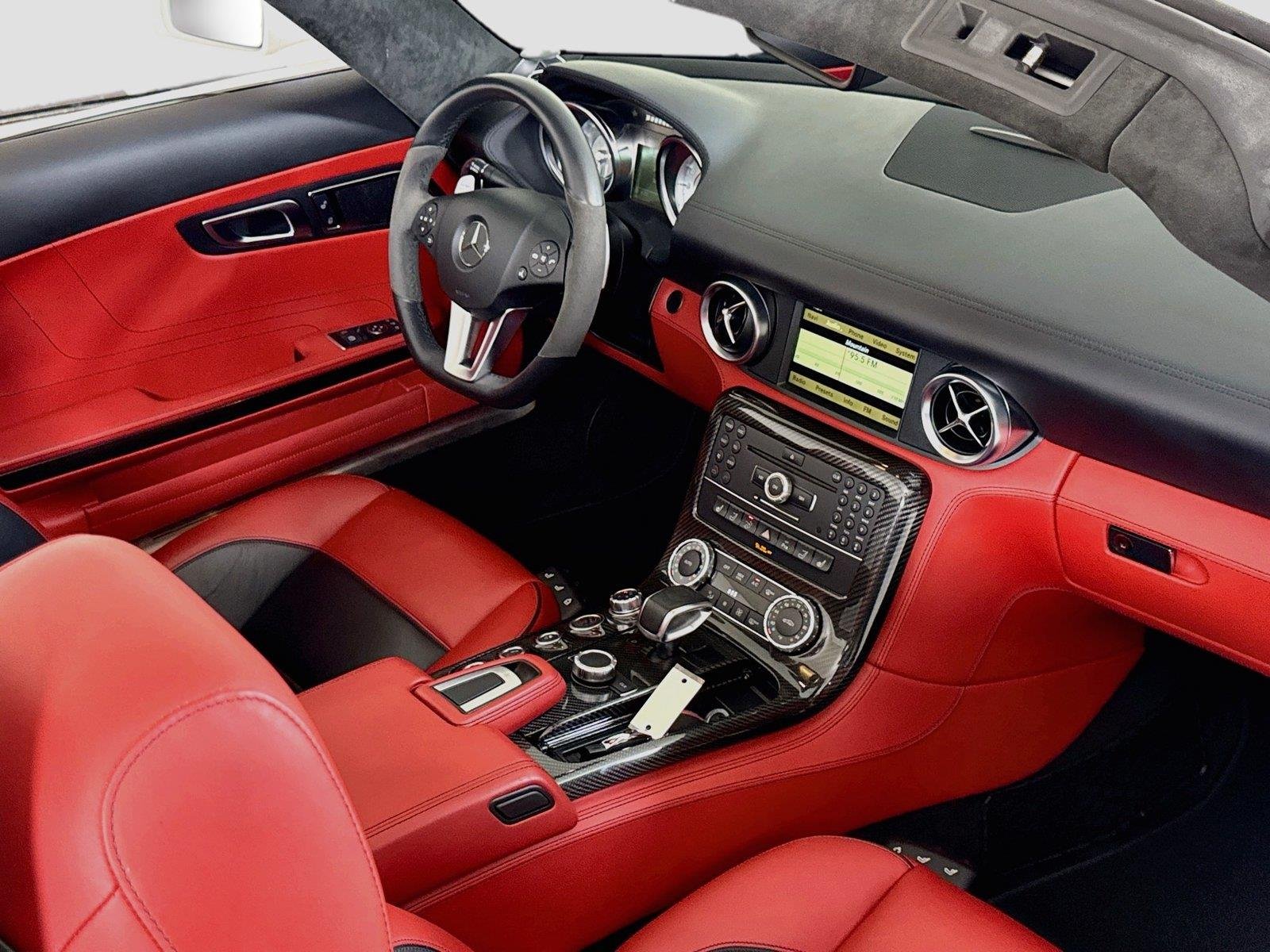 Used 2012 designo Mystic White II Mercedes-Benz SLS AMG® image 28