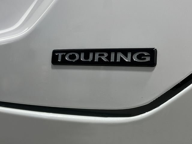 New 2026 Platinum White Pearl Honda Touring image 6