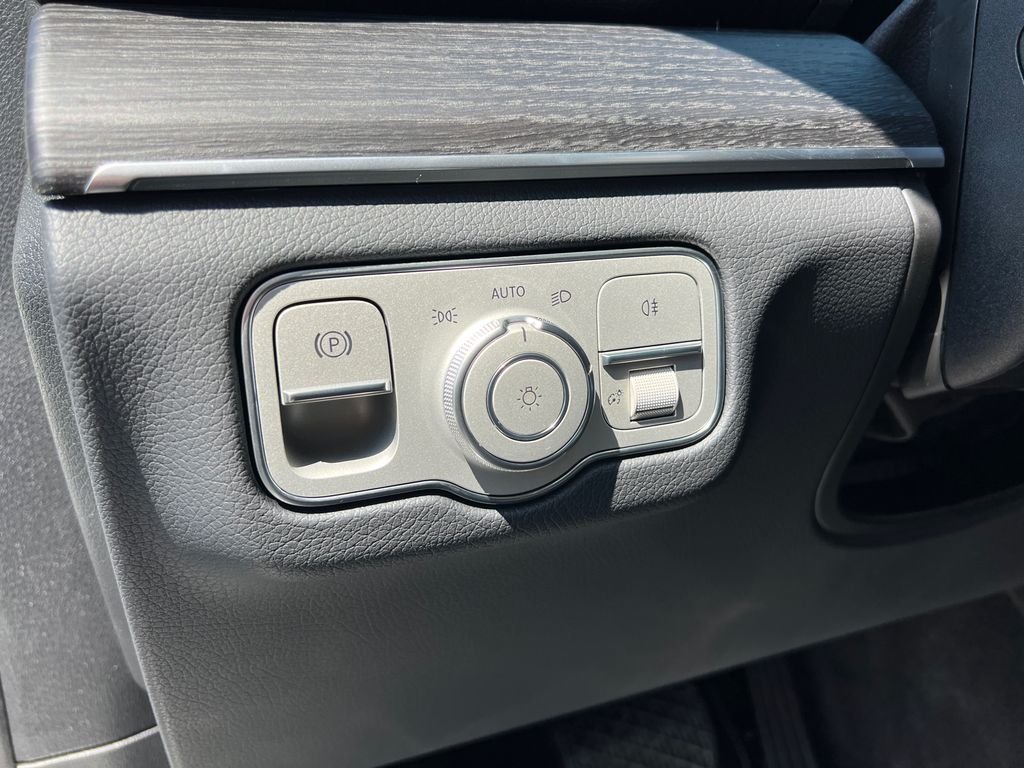 New 2026 Polar White Mercedes-Benz GLE 450 image 14