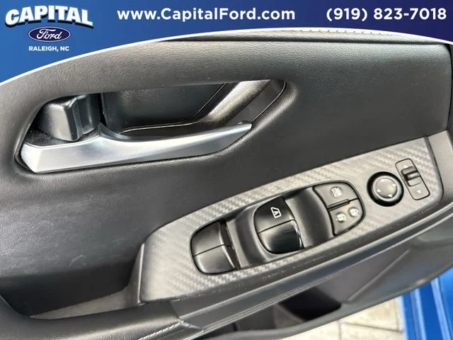 Used 2025 Blue Nissan SV image 21