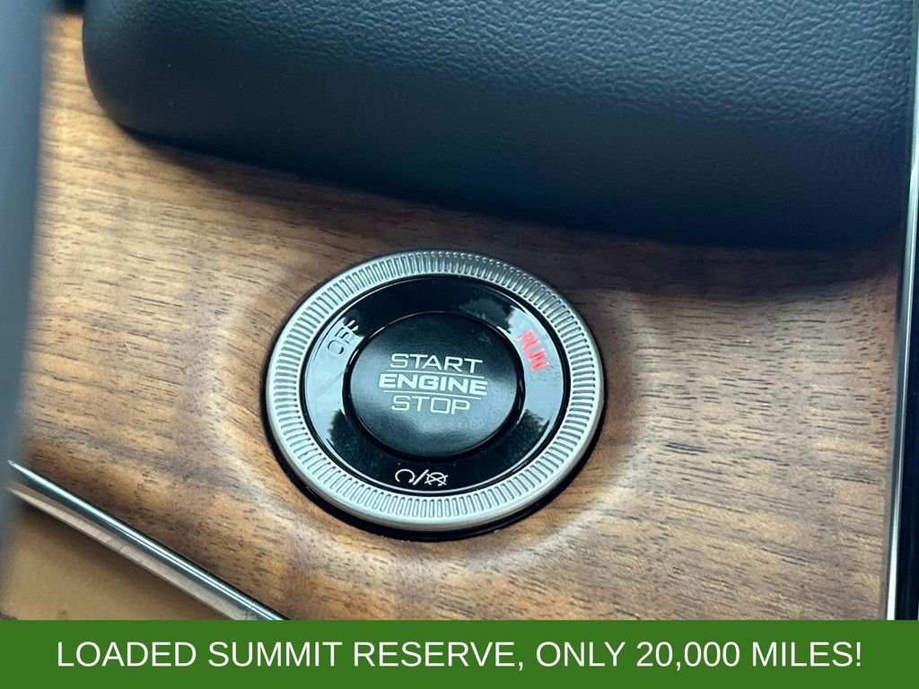 Used 2025 White Jeep Summit Reserve image 28