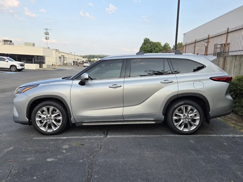 Used 2022 Celestial Silver Metallic TOYOTA LIMITED image 2