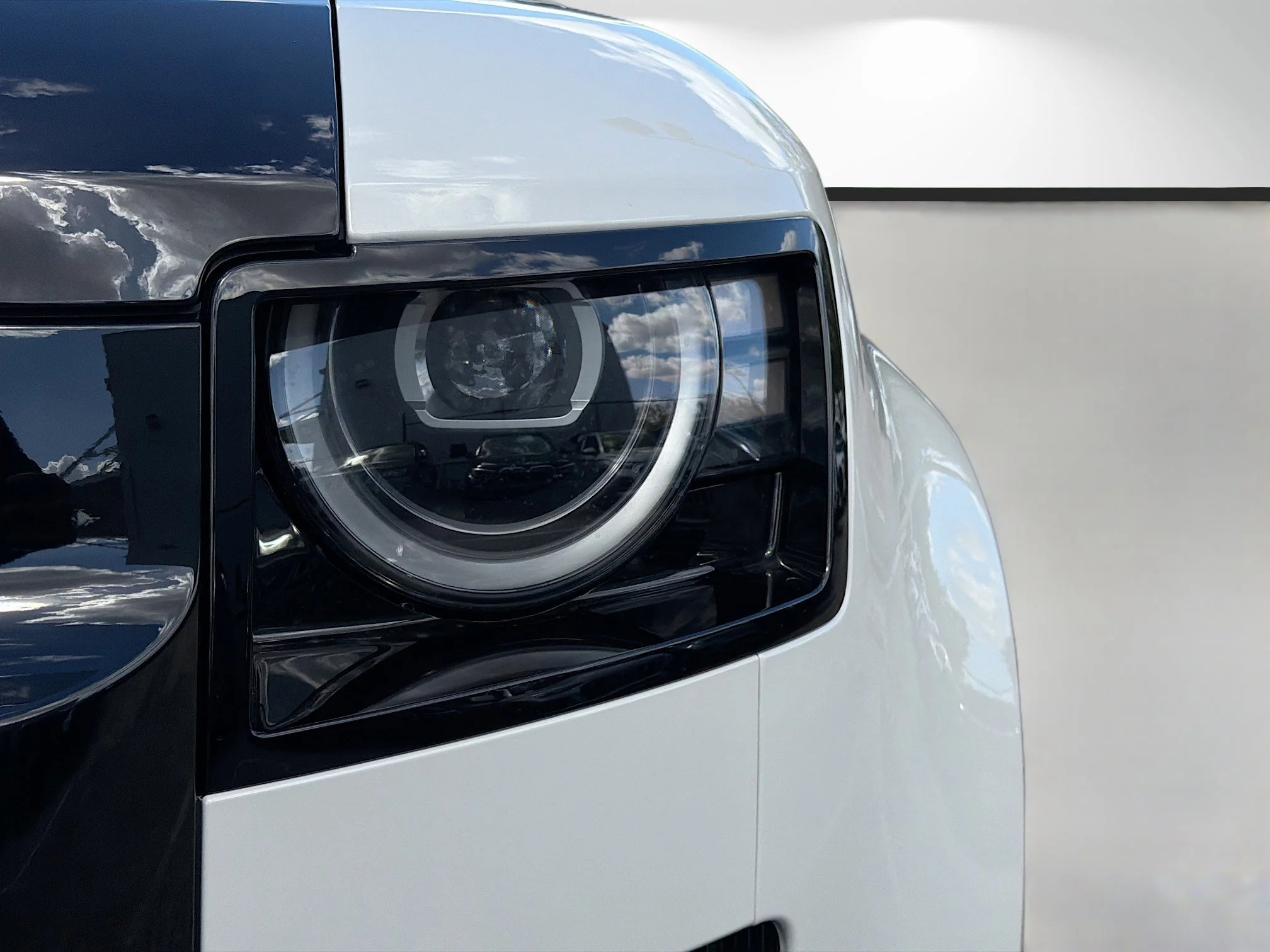 New 2026 Borasco Grey Metallic Land Rover X image 9