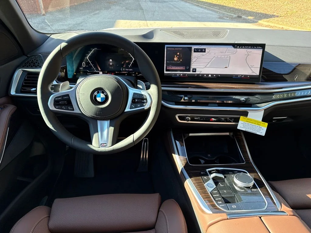 New 2026 White BMW xDrive40i image 19