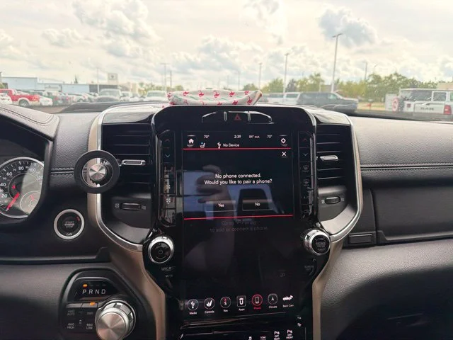 Used 2019 Silver Ram Laramie image 12