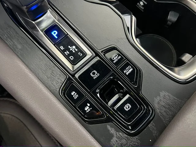 Certified Used 2025 Iridium Lexus 450h+ Luxury image 30