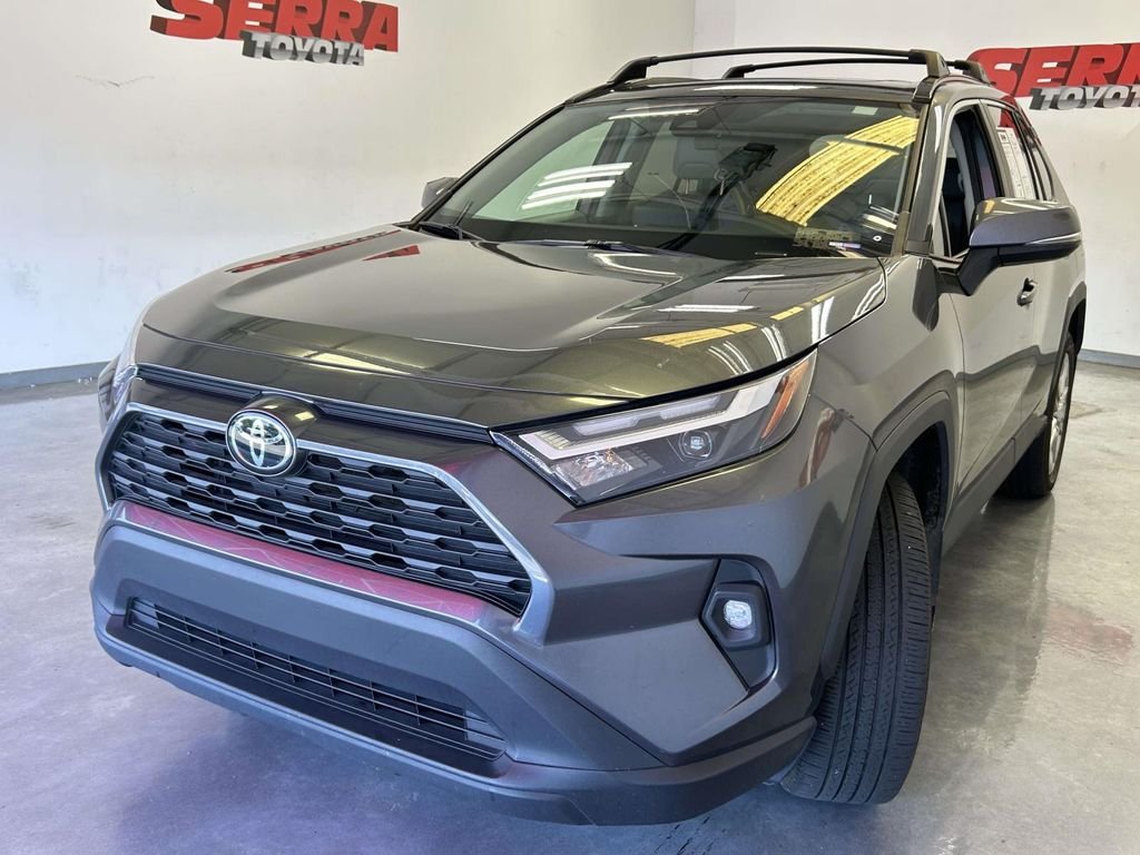 Used 2025 Gray Toyota XLE Premium image 7