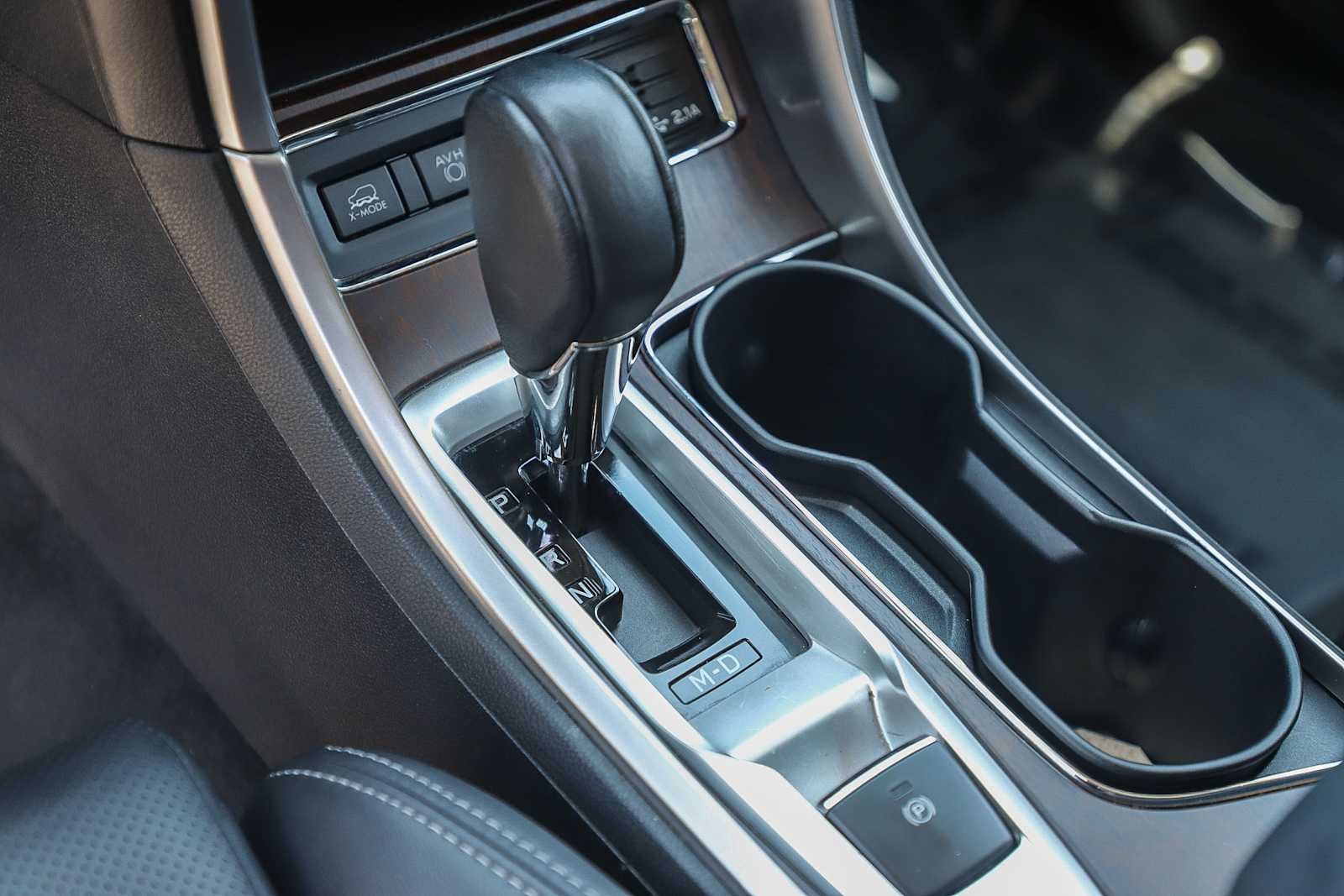 Used 2022 Ice Silver Metallic Subaru Touring image 20