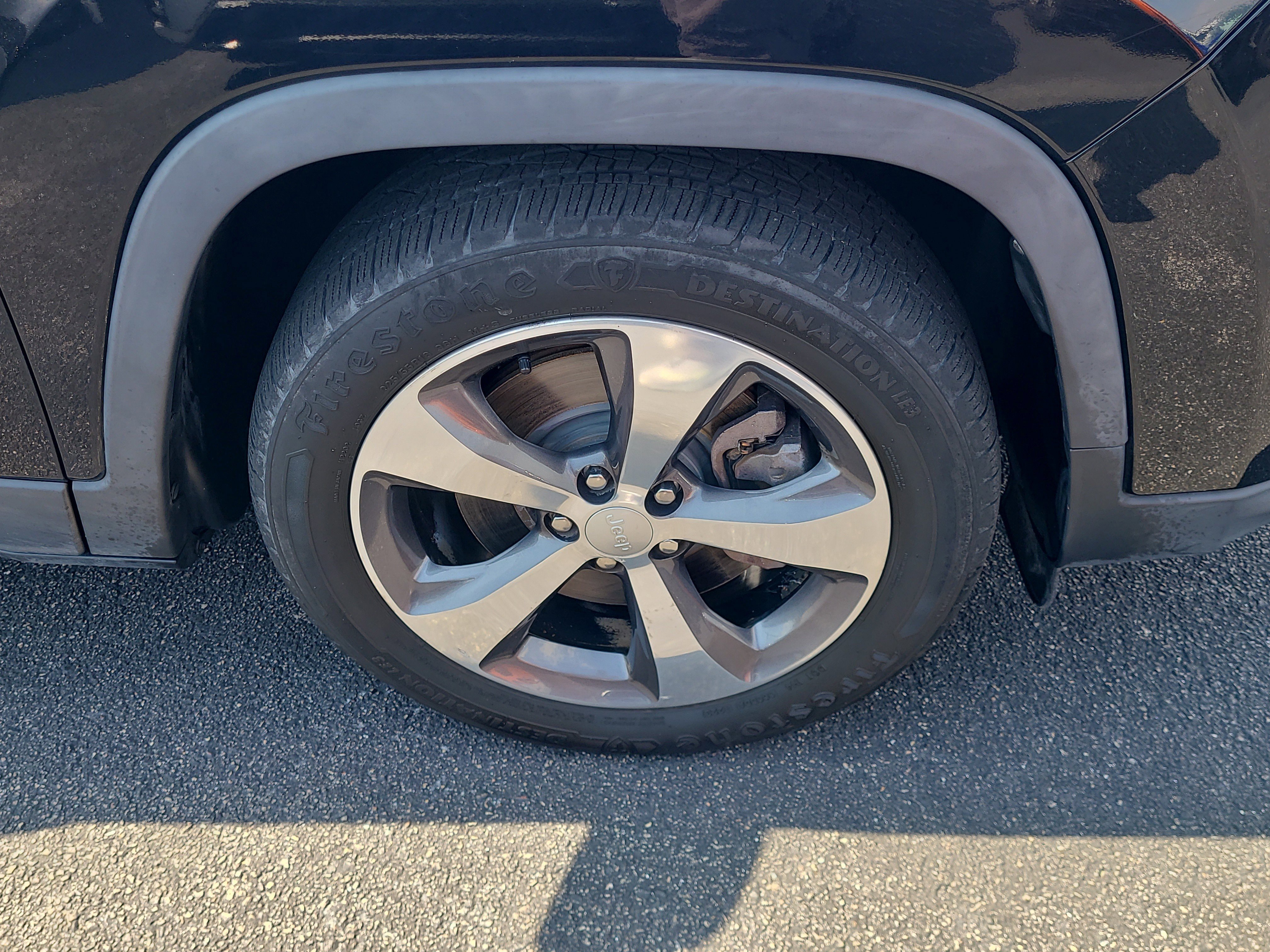 Used 2020 Diamond Black Crystal Pearlcoat Jeep Limited image 7