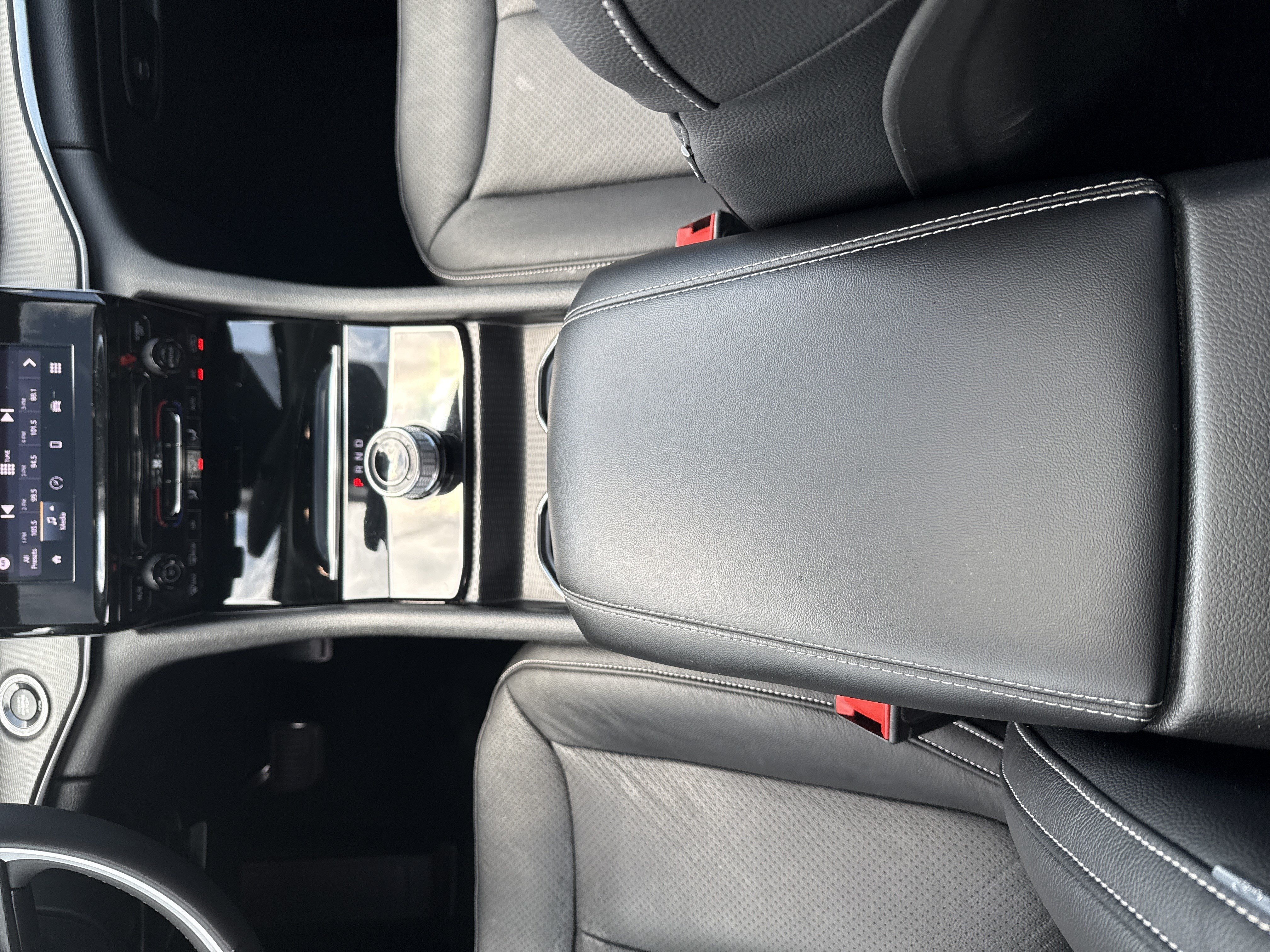 Used 2024 Bright White Clearcoat Jeep Laredo X image 32