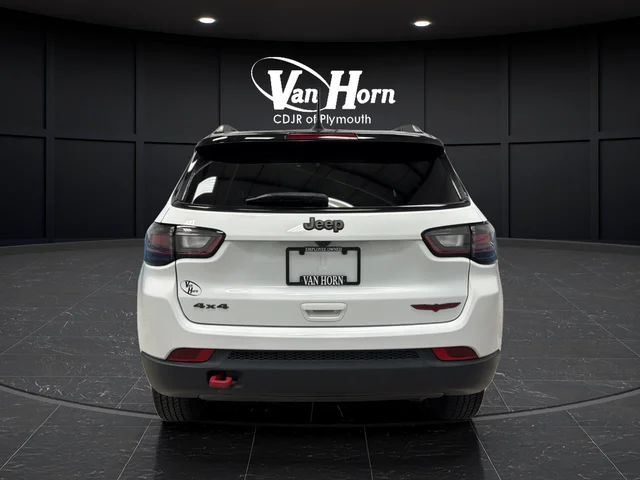 Used 2022 Bright White Clearcoat Jeep Trailhawk image 6