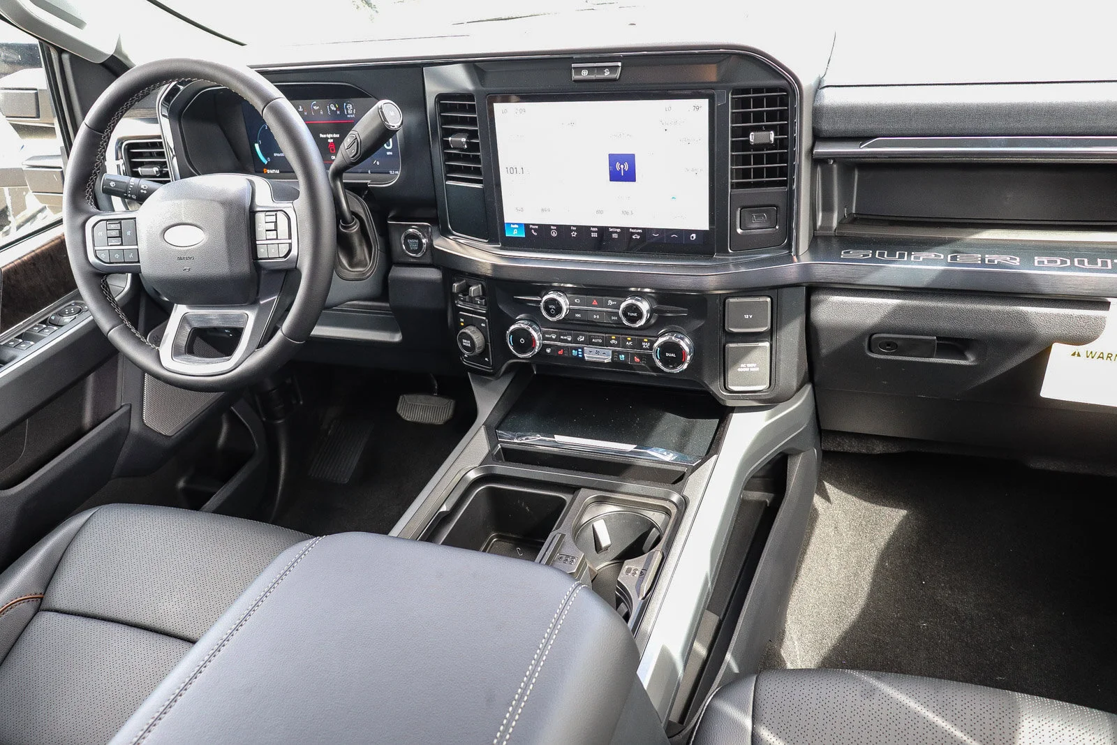 New 2026 Carbonized Gray Metallic Ford F-250® Lariat® image 14