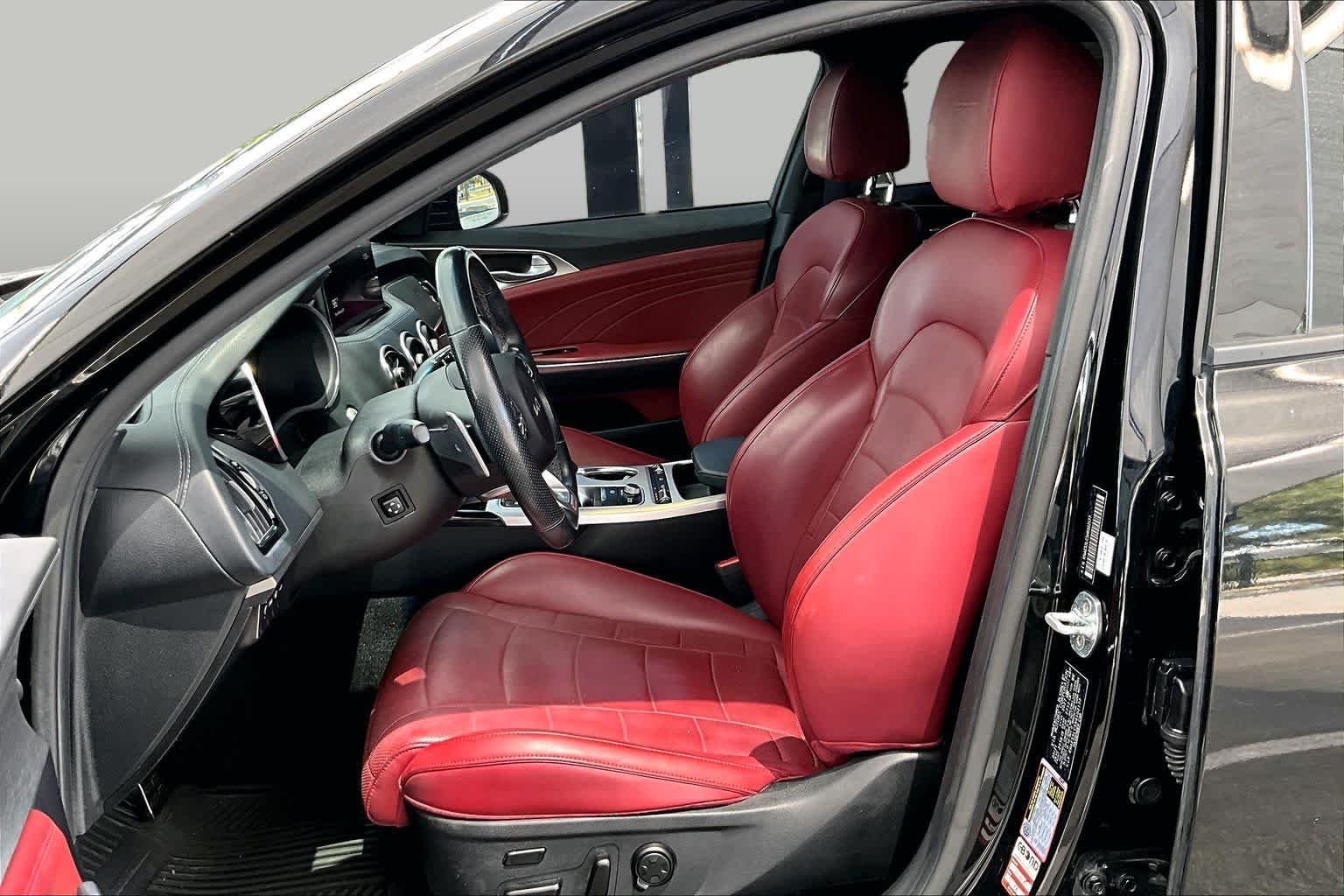 Pre-Owned 2022 Kia Stinger GT2