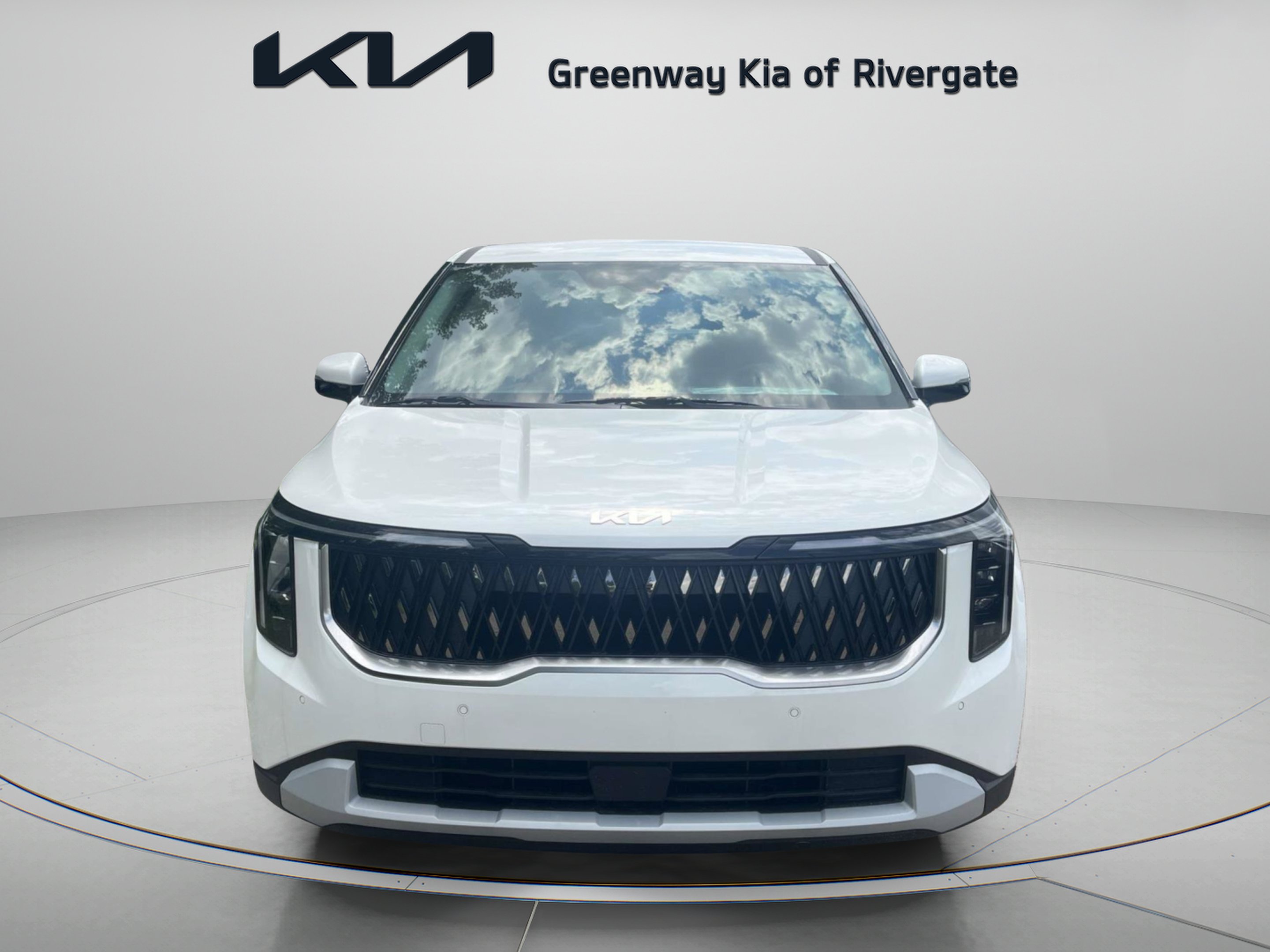 New 2026 Snow White Pearl Kia LXS image 2