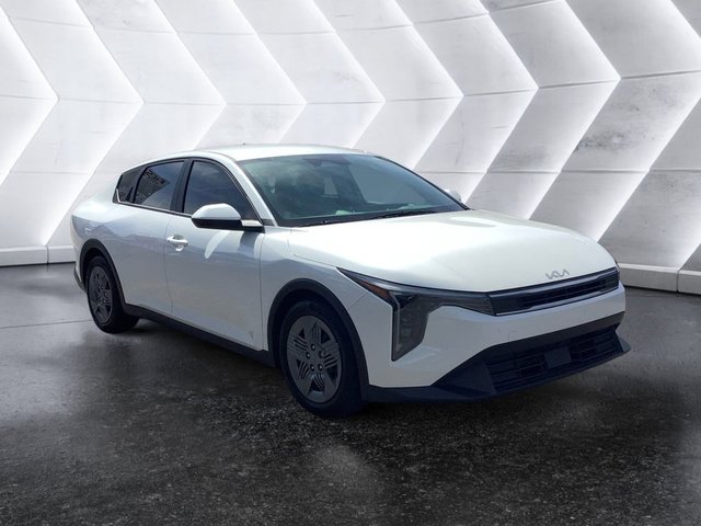 2025 Kia K4 LX