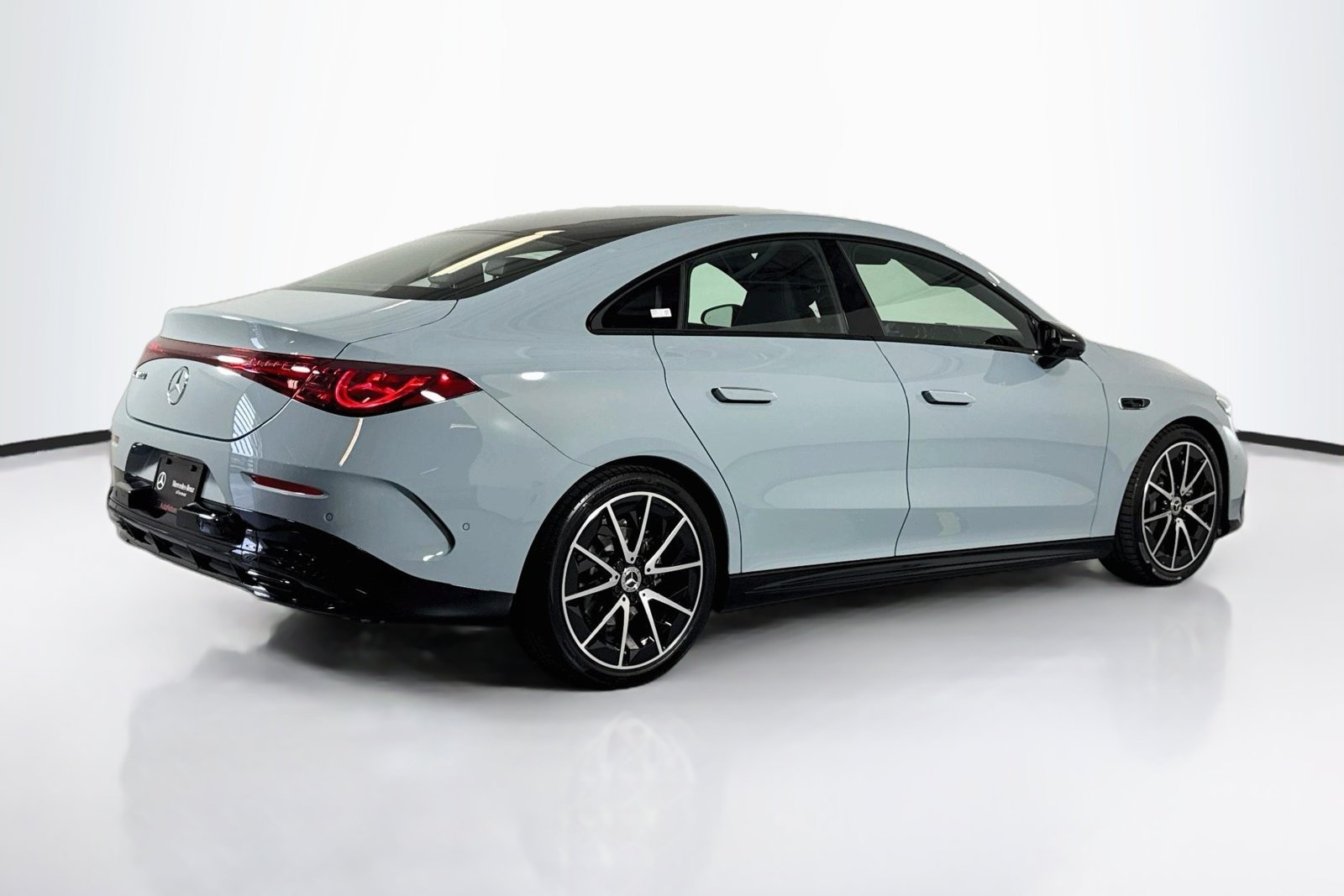 New 2027 Liquid Crystal Green Mercedes-Benz CLA 220 Hybrid image 5