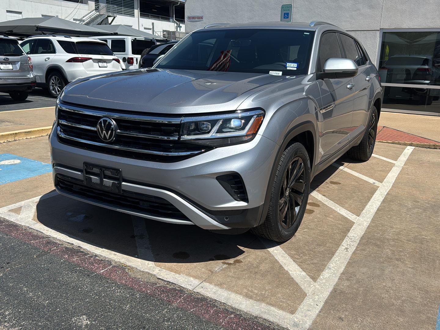 2023 Volkswagen Atlas Cross Sport 3.6L V6 SE w/Tech's photo