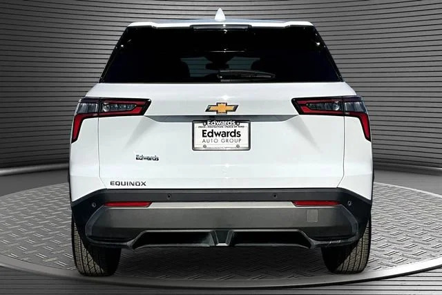 New 2026 Summit White Chevrolet LT image 4