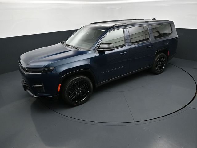New 2026 Fathom Blue Pearl-Coat Exterior Paint (Late Availability) Jeep Limited Reserve image 14
