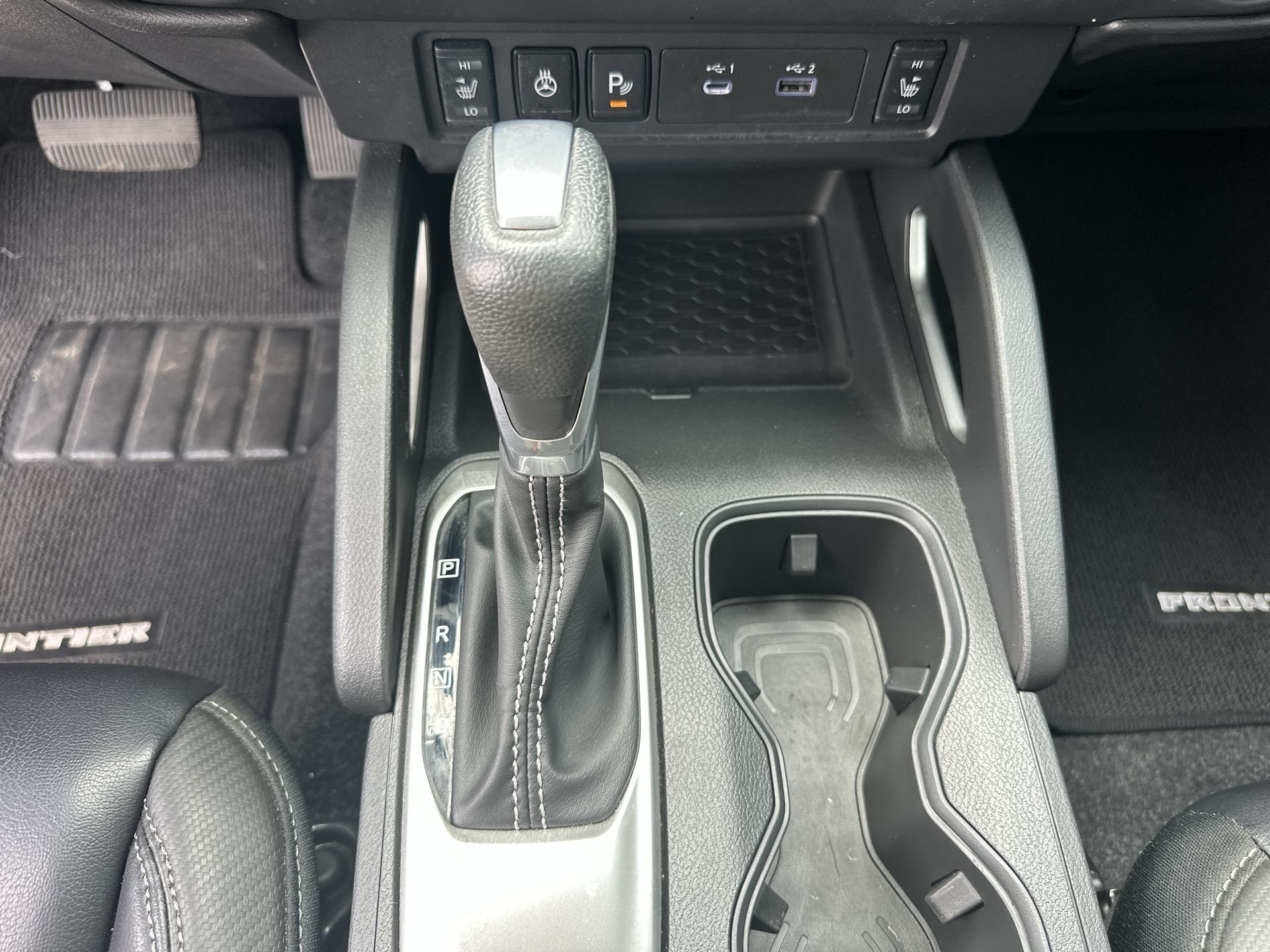 2024 Nissan Frontier SL - Photo 15