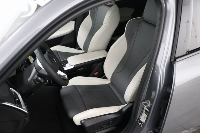 2025 BMW X2 28i - Photo 9
