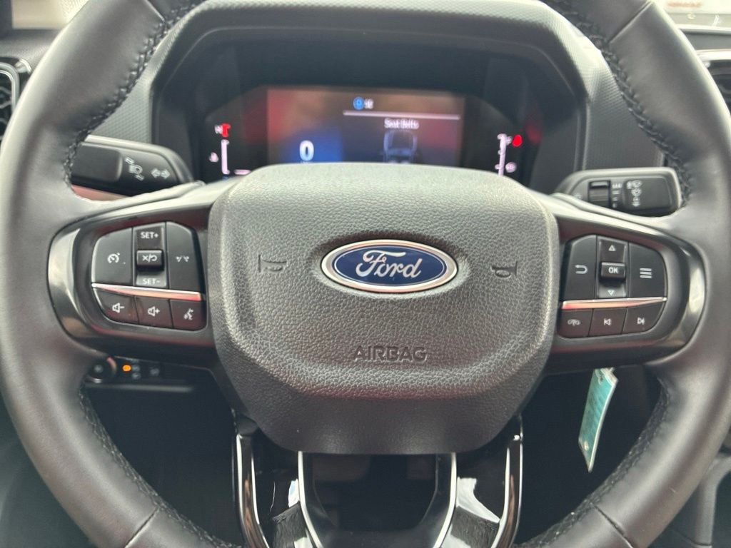 Used 2025 Carbonized Gray Metallic Ford XLT image 31
