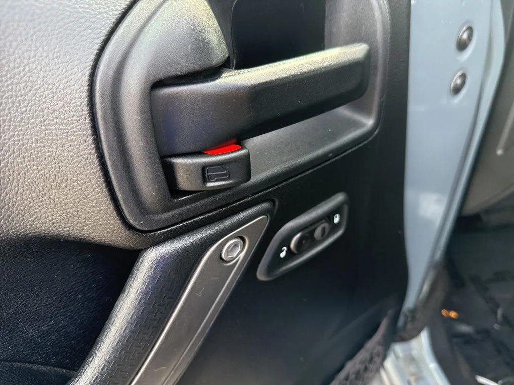 Used 2014 Gray Jeep Unlimited Sport image 14