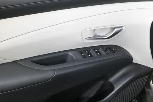 New 2026 Rockwood Green Hyundai SEL FWD image 31