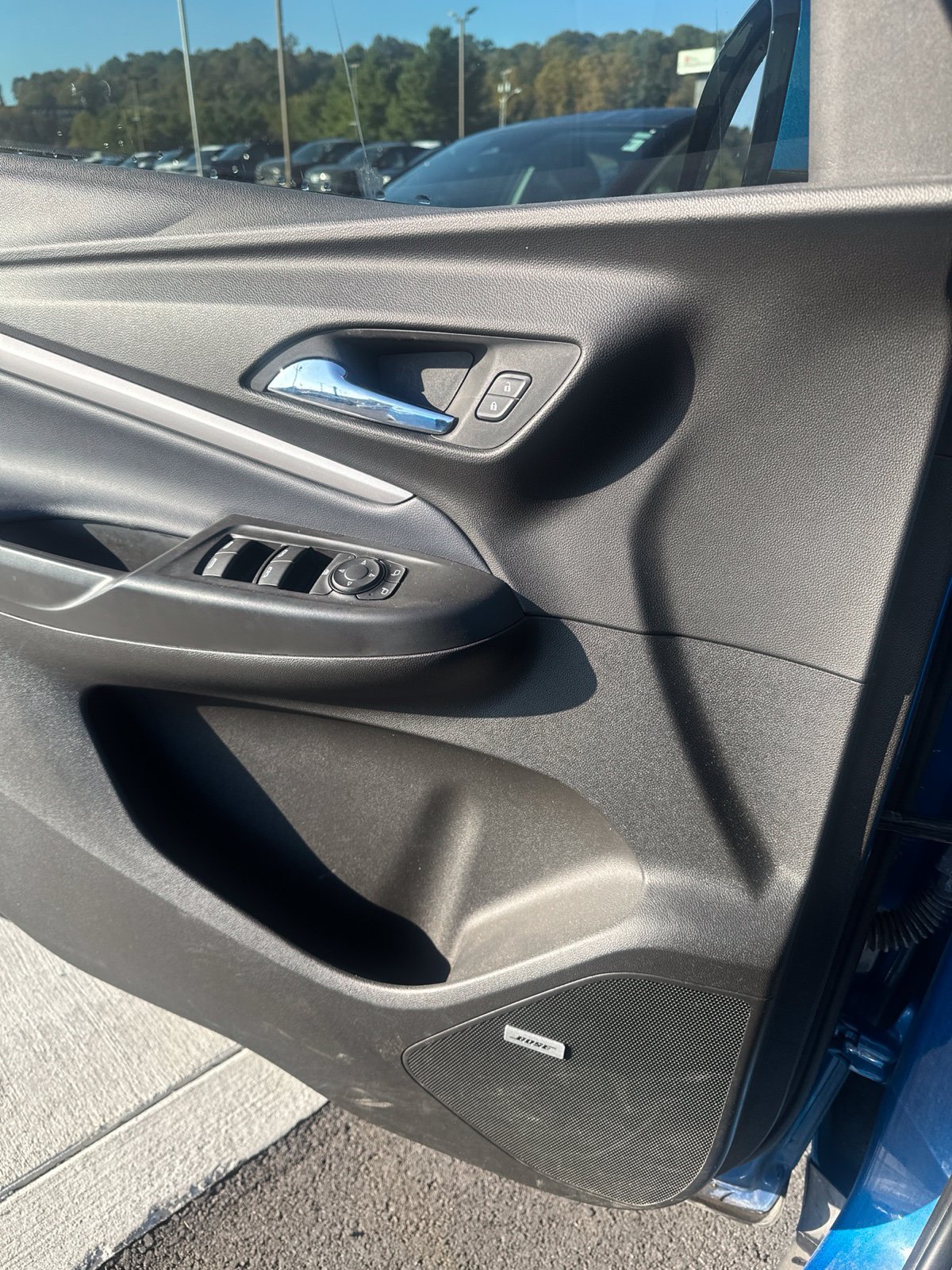 Used 2022 Blue Chevrolet Premier image 6