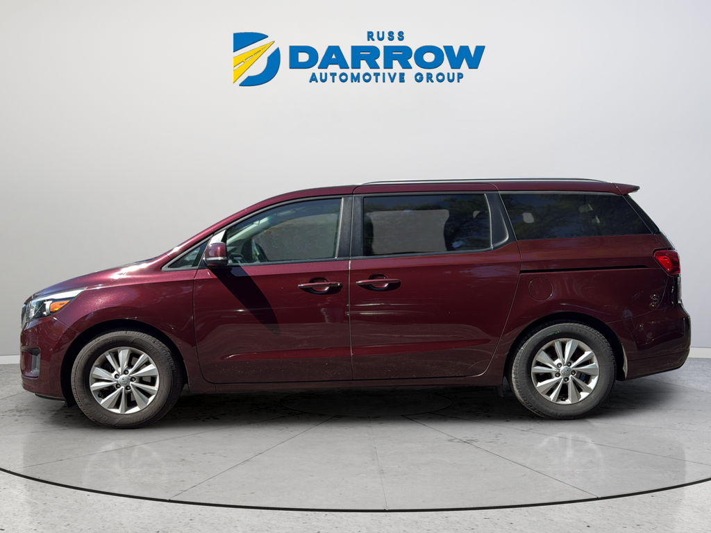 Used 2017 Red Kia LX image 2