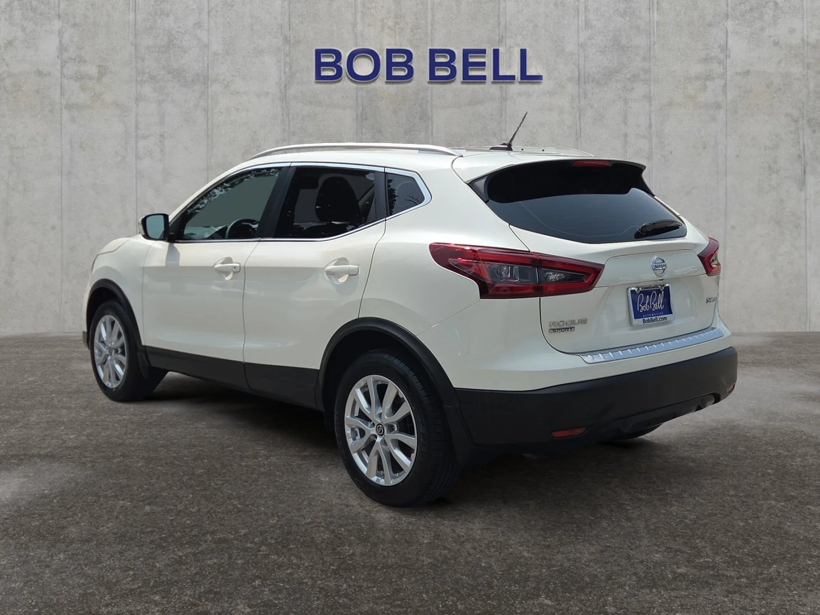 Certified Used 2020 White Nissan SV image 3