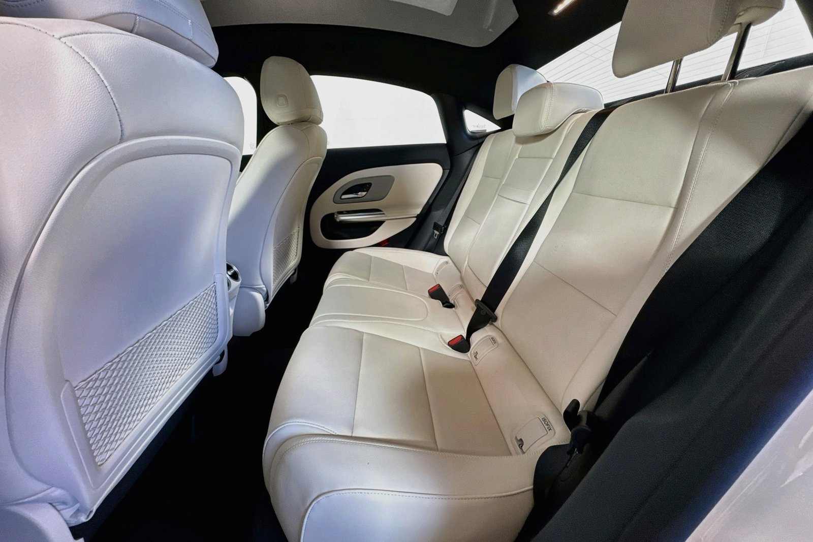 New 2027 Polar White Mercedes-Benz CLA 220 Hybrid image 21
