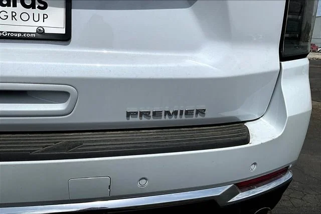 New 2026 Polar White Tricoat Chevrolet Premier image 9