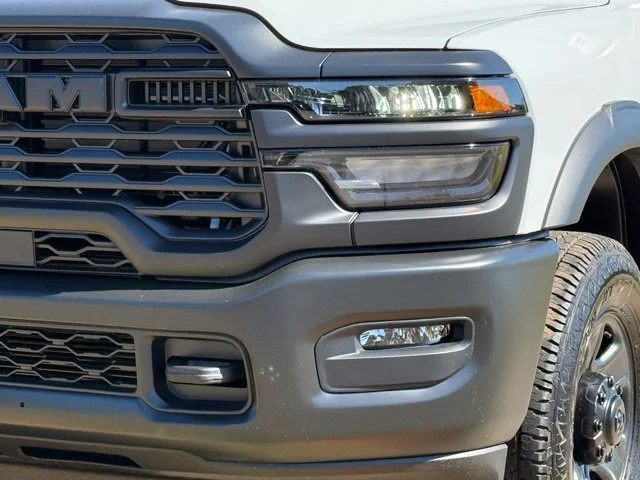 2027 RAM Ram 3500 Chassis Cab Tradesman - Photo 11