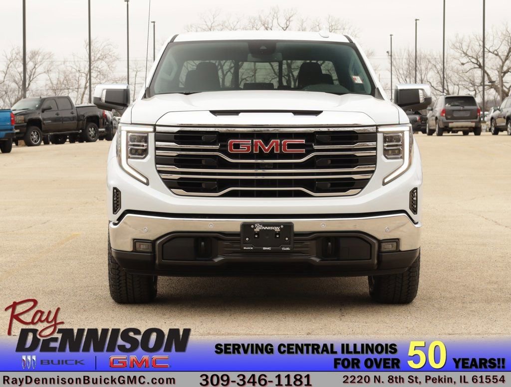 New 2026 Glacier White Tricoat GMC SLT image 2