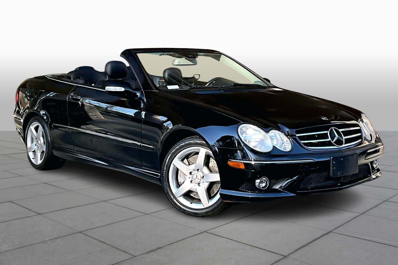 Used 2007 Mercedes-Benz CLK-Class CLK550 with VIN WDBTK72F97T079886 for sale in Bluffton, SC